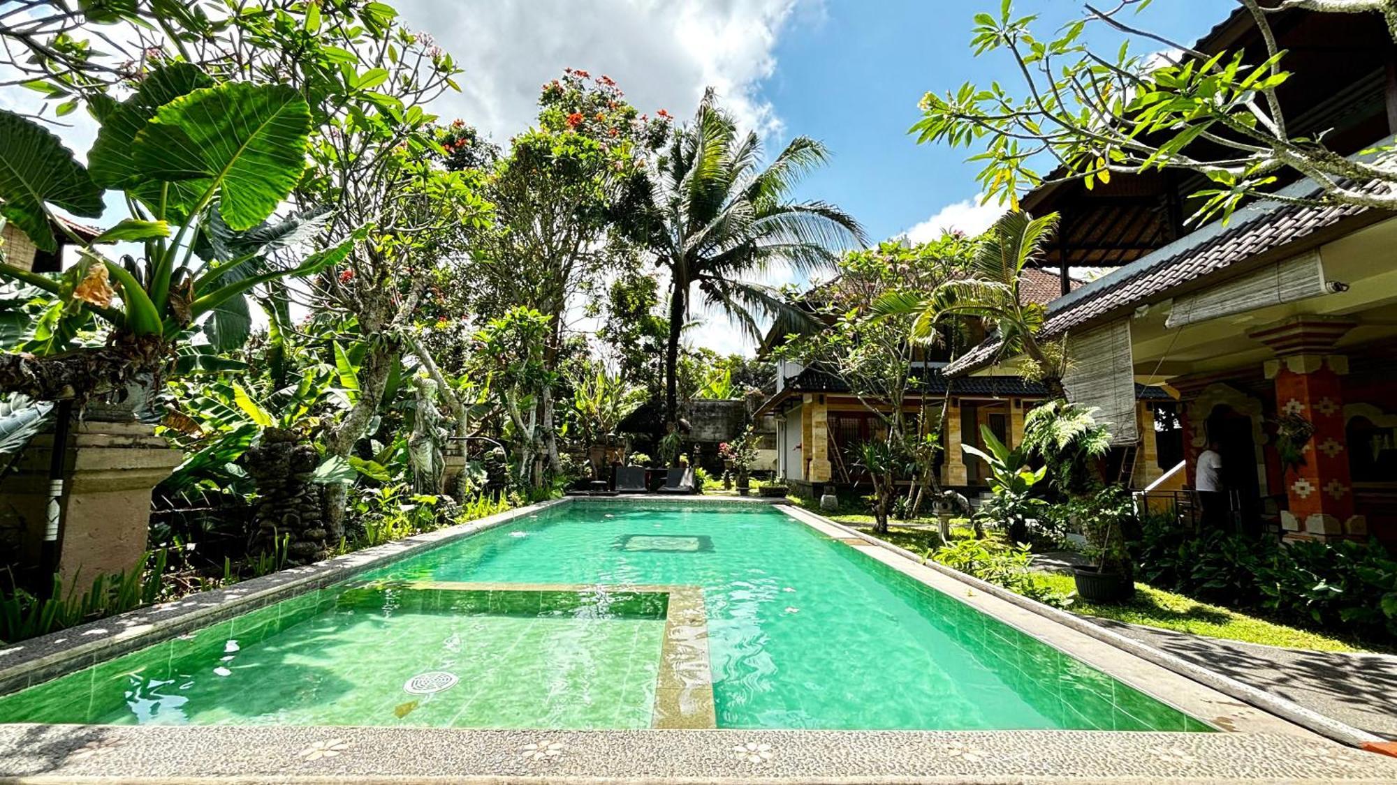Ubud Kerta City Hotel Ngoại thất bức ảnh